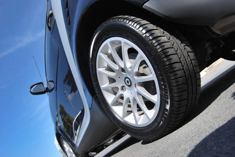 4 Easy Steps To Increase The Lifespan Of Car Tires